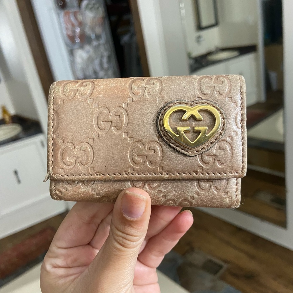 Authentic Gucci Key Holder